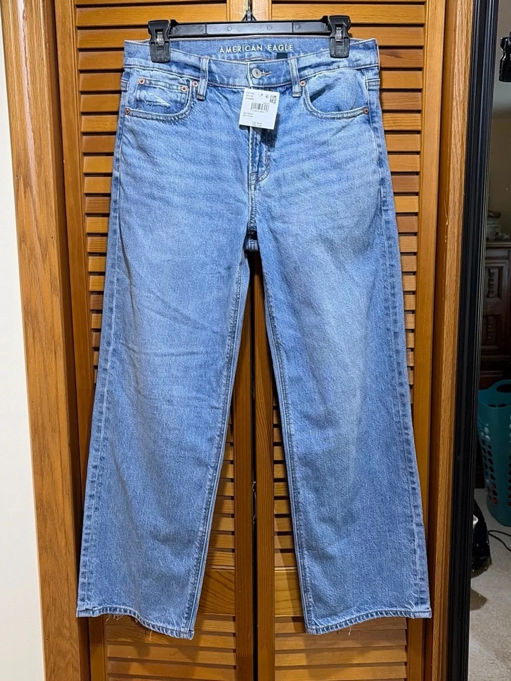 NWT American Eagle Outfitters Stovepipe Jeans Size 2 Short